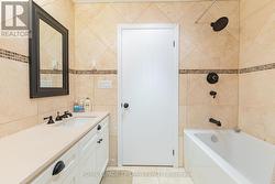Generous 5 piece bath - 