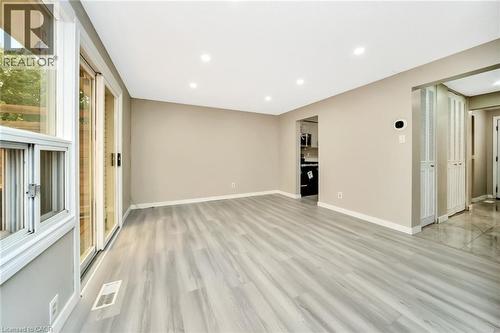 53 Burns Drive, Guelph, ON - Indoor Photo Showing Other Room