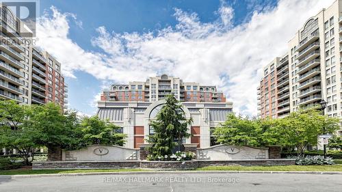 712 - 310 RED MAPLE ROAD  Richmond Hill, ON L4C 0T7