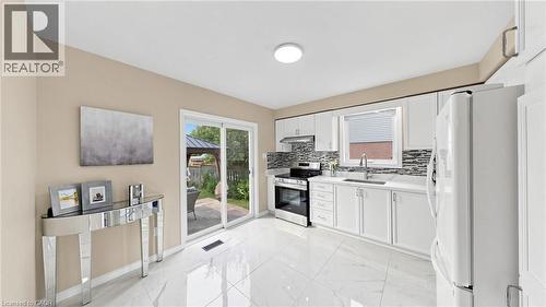 312 Rittenhouse Road, Kitchener, ON - Indoor
