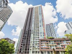 316 - 85 QUEENS WHARF ROAD Toronto, ON M5V 0J9