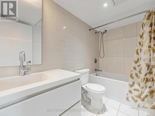 316 - 85 Queens Wharf Road, Toronto, ON - Indoor Photo Showing Bathroom