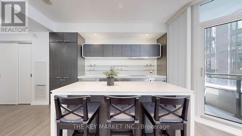 511 - 45 Charles Street E, Toronto, ON - Indoor Photo Showing Kitchen