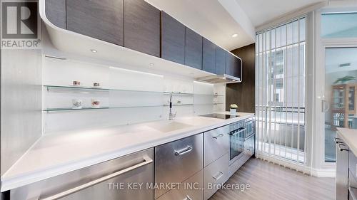 511 - 45 Charles Street E, Toronto, ON - Indoor Photo Showing Other Room