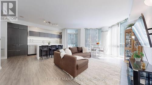 511 - 45 Charles Street E, Toronto, ON - Indoor