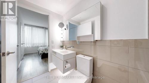 511 - 45 Charles Street E, Toronto, ON - Indoor Photo Showing Bathroom