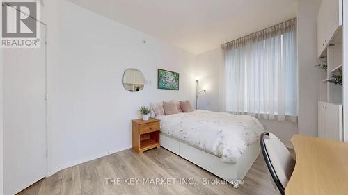 511 - 45 Charles Street E, Toronto, ON - Indoor Photo Showing Bedroom