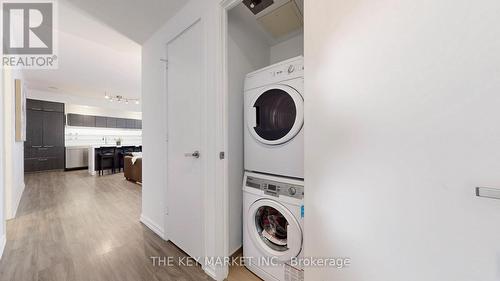 511 - 45 Charles Street E, Toronto, ON - Indoor Photo Showing Laundry Room