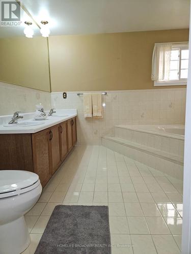 11 Perdue Court, Markham, ON - Indoor Photo Showing Bathroom