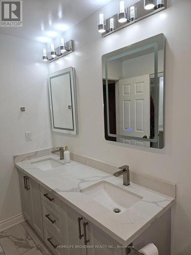 11 Perdue Court, Markham, ON - Indoor Photo Showing Bathroom