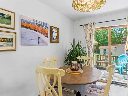46 Campbell Avenue, Windsor, NS - Indoor Photo Showing Dining Room