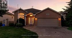1039 CLOVER AVENUE Windsor, ON N8P 1V8
