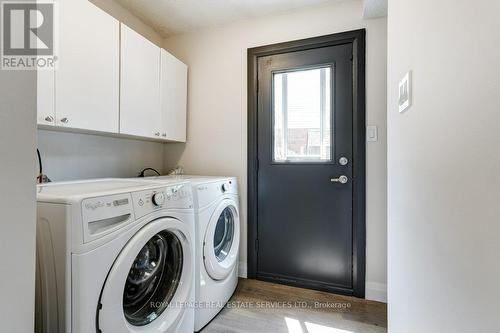3076 Redstart Drive, Mississauga, ON - Indoor Photo Showing Laundry Room
