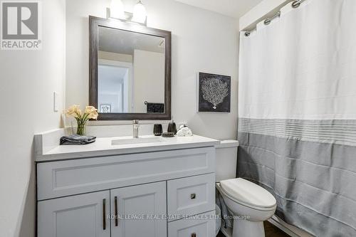 3076 Redstart Drive, Mississauga, ON - Indoor Photo Showing Bathroom