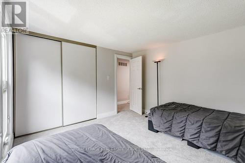 3076 Redstart Drive, Mississauga, ON - Indoor Photo Showing Bedroom