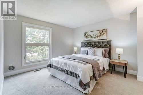 3076 Redstart Drive, Mississauga, ON - Indoor Photo Showing Bedroom