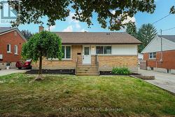 191 CLARK AVENUE  Kitchener, ON N2C 1Y1