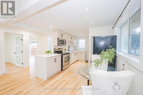 191 Clark Avenue, Kitchener, ON - Indoor Photo Showing Kitchen