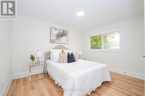 191 Clark Avenue, Kitchener, ON - Indoor Photo Showing Bedroom