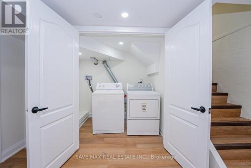 191 Clark Avenue, Kitchener, ON - Indoor Photo Showing Laundry Room
