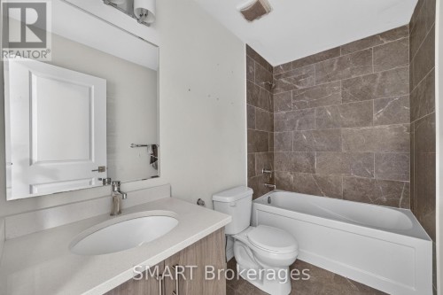 10 - 51 Sparrow Avenue, Cambridge, ON - Indoor Photo Showing Bathroom