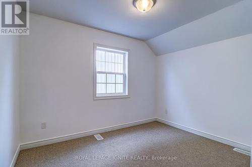 931 Broadway Boulevard, Peterborough, ON - Indoor Photo Showing Other Room