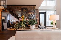 709 - 80 CUMBERLAND STREET Toronto, ON M5R 3V1