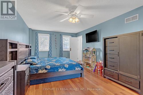 28 Upland Drive, Whitby, ON - Indoor Photo Showing Bedroom