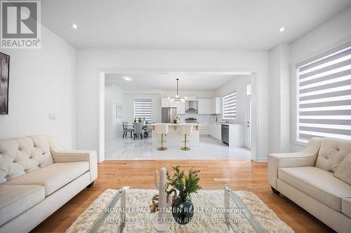 82 Closson Drive, Whitby, ON - Indoor Photo Showing Living Room