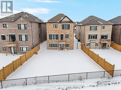 82 Closson Drive, Whitby, ON - Outdoor