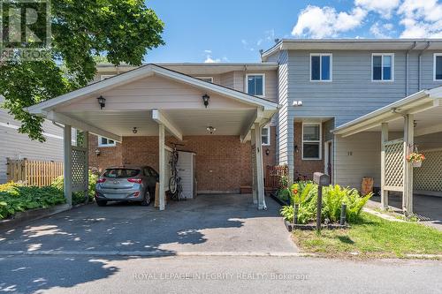 16 Stamford Private, Ottawa, ON - Outdoor