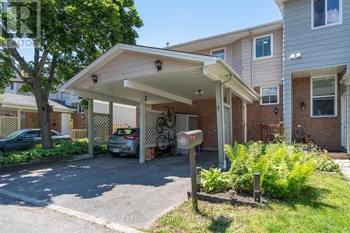 16 Stamford Private, Ottawa, ON - Outdoor With Exterior