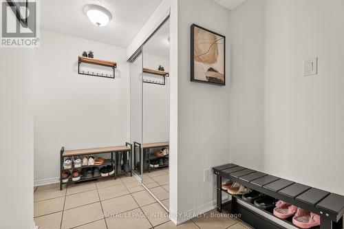 16 Stamford Private, Ottawa, ON - Indoor Photo Showing Other Room