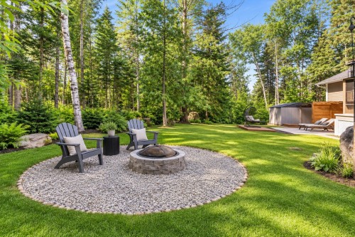 Extérieur - 11 Rue Sunnyview, Morin-Heights, QC - Outdoor With Backyard