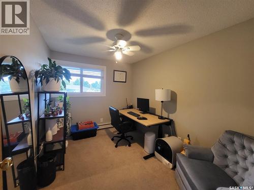 1026 425 115Th Street E, Saskatoon, SK - Indoor Photo Showing Office