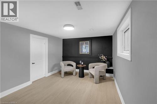 19 Broad Street, Brantford, ON - Indoor Photo Showing Other Room