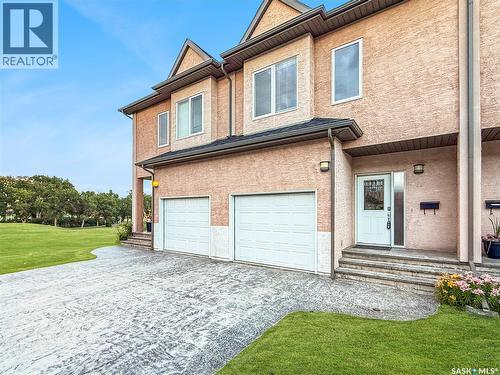 11 701 McIntosh STREET E  Swift Current, SK S9H 1H7