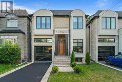 78 SOUTH KINGSWAY Toronto, ON M6S 3T3
