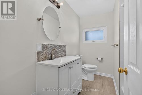 2439 Alta Vista Drive, Ottawa, ON - Indoor Photo Showing Bathroom