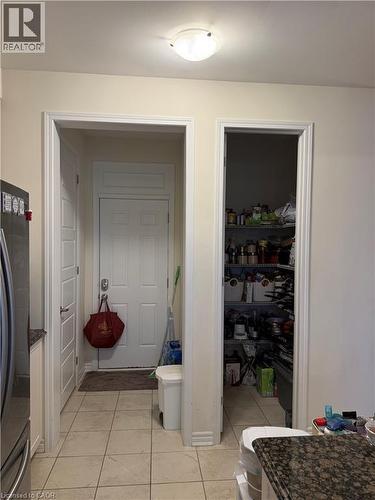 63 Ridge Road, Cambridge, ON - Indoor Photo Showing Bathroom