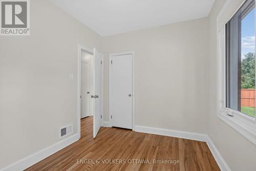 2445 Alta Vista Drive, Ottawa, ON - Indoor Photo Showing Other Room