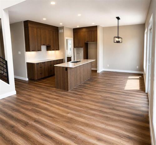 2 Crocus Place, West St Paul, MB - Indoor Photo Showing Kitchen