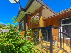 754 Sayward Rd Sayward, BC V0P 1R0