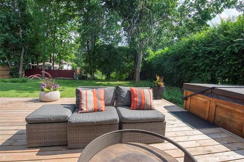 4 Schultz Rd, Pinawa, MB - Outdoor With Deck Patio Veranda