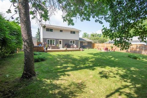 4 Schultz Rd, Pinawa, MB - Outdoor With Deck Patio Veranda With Backyard With Exterior