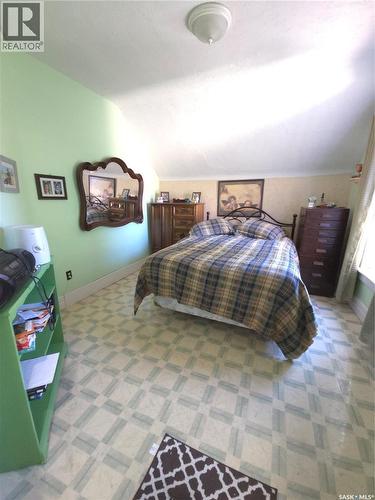 36 21St Street E, Prince Albert, SK - Indoor Photo Showing Bedroom