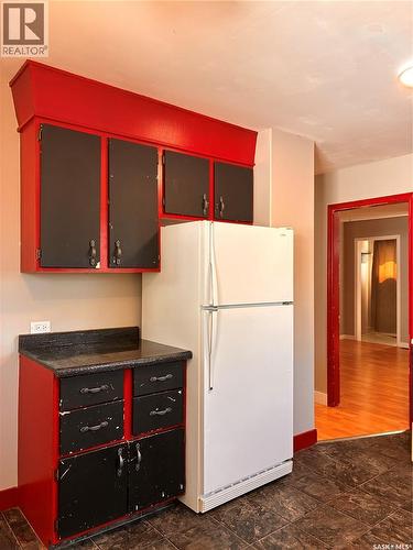 217 3A Street E, Nipawin, SK - Indoor Photo Showing Kitchen