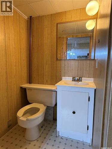 217 3A Street E, Nipawin, SK - Indoor Photo Showing Bathroom