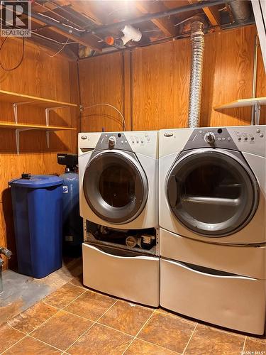 217 3A Street E, Nipawin, SK - Indoor Photo Showing Laundry Room