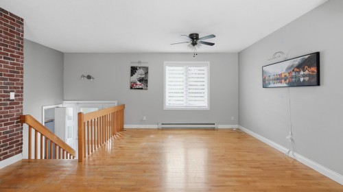 Salon - 1290 159E Rue, Saint-Georges, QC - Indoor Photo Showing Other Room